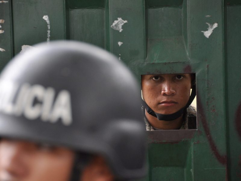 Police occupy the National Institute of Agrarian Reform in Tegucigalpa on September 30, 2009. Photo by YURI CORTEZ/AFP via Getty Images
